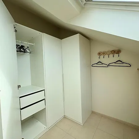 Premium Couples With Jacuzzi Holiday home Malmedy